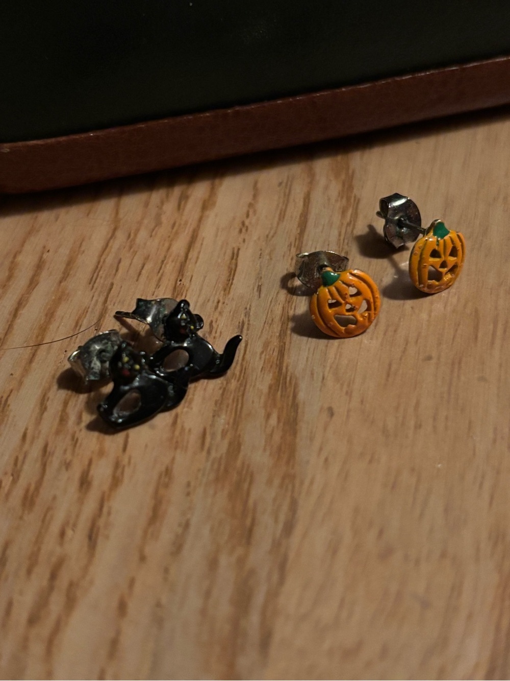 Claire's Black Cat and Orange Pumpkin Stud Earring Set